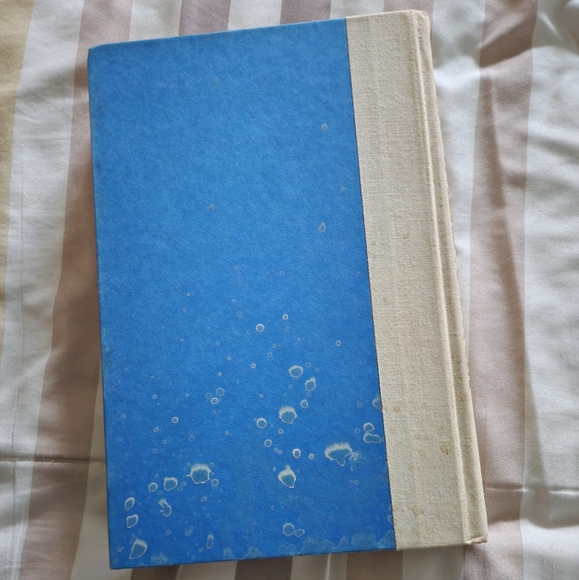 The Walking Drum by Louis L'Amour Hardcover Book - Picture 3 of 3